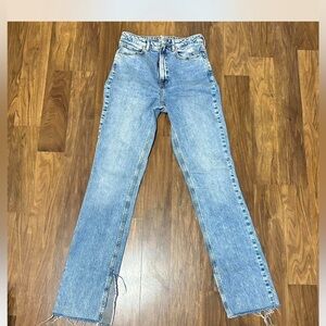 ZARA high rise split flare jeans
Size: 6